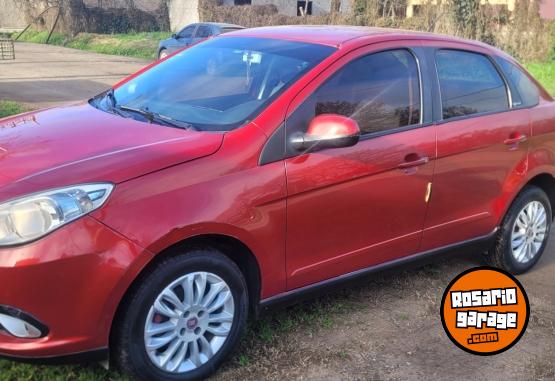 Autos - Fiat Grand siena 2014 Nafta 131000Km - En Venta