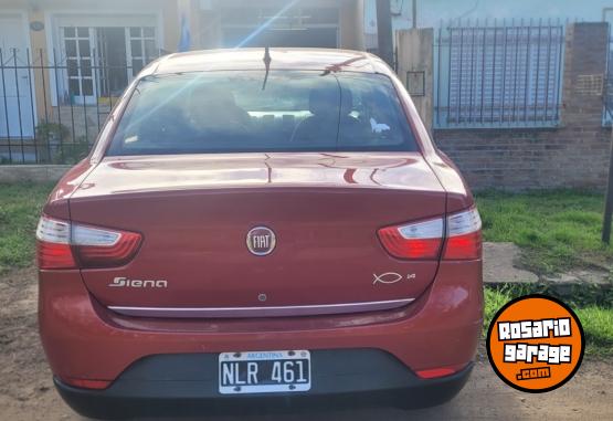 Autos - Fiat Grand siena 2014 Nafta 131000Km - En Venta