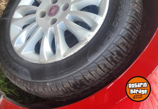 Autos - Fiat Grand siena 2014 Nafta 131000Km - En Venta