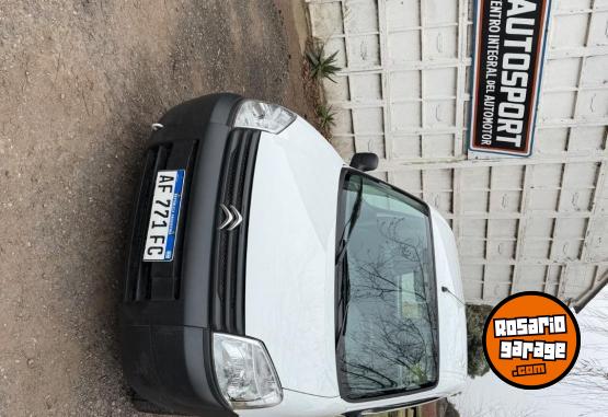 Utilitarios - Citroen Berlingo 2023 Nafta 35959Km - En Venta