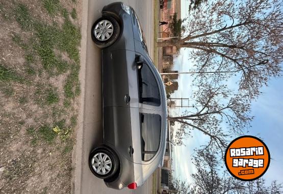Autos - Volkswagen gol trend 2012 Nafta 129913Km - En Venta