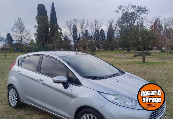Autos - Ford Fiesta kinetic SE 2017 Nafta 78000Km - En Venta