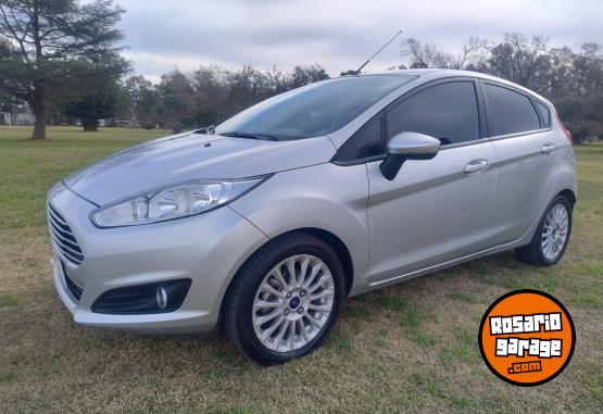 Autos - Ford Fiesta kinetic SE 2017 Nafta 78000Km - En Venta