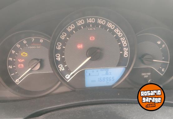 Autos - Toyota XLI 2015 GNC 168000Km - En Venta
