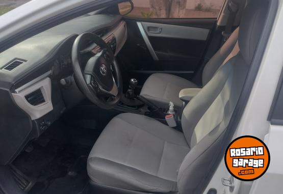 Autos - Toyota XLI 2015 GNC 168000Km - En Venta