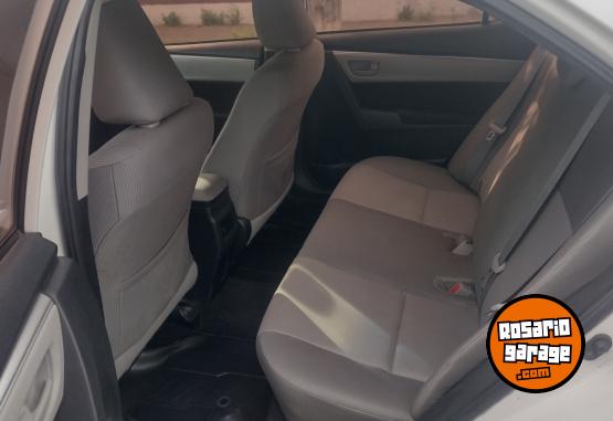 Autos - Toyota XLI 2015 GNC 168000Km - En Venta
