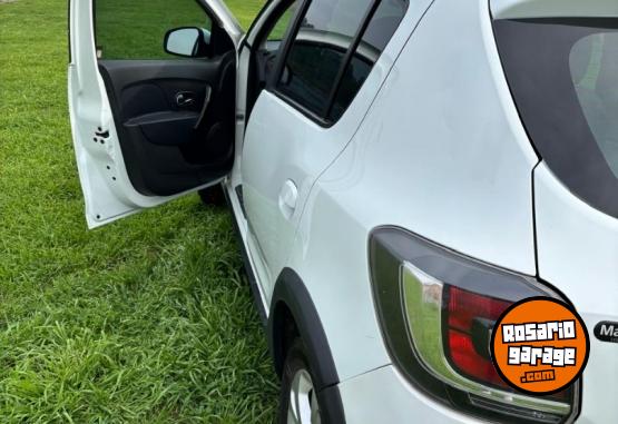 Autos - Renault Sandero Stepway 2017 GNC 148000Km - En Venta