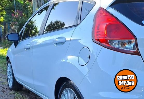 Autos - Ford Fiesta SE 2017 Nafta 175000Km - En Venta