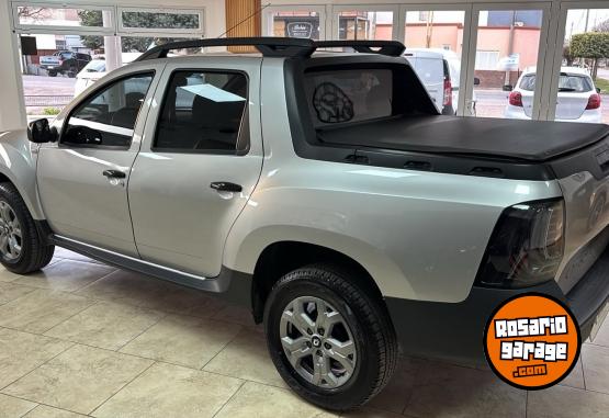 Camionetas - Renault OROCH EMOTION 2025 Nafta 12500Km - En Venta