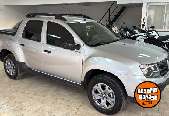 Camionetas - Renault OROCH EMOTION 2025 Nafta 12500Km - En Venta