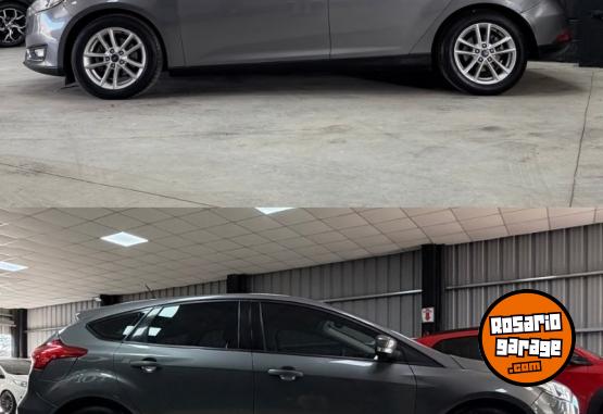 Autos - Ford Focus SE 2019 Nafta 92000Km - En Venta