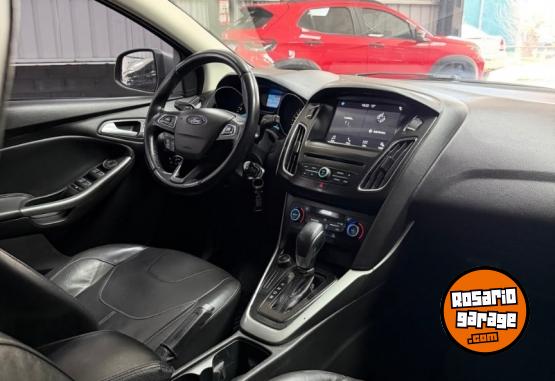 Autos - Ford Focus SE 2019 Nafta 92000Km - En Venta