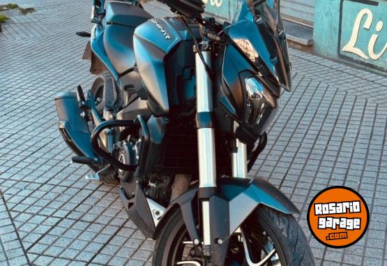 Motos - Bajaj Dominar 400 2023 Nafta 8000Km - En Venta