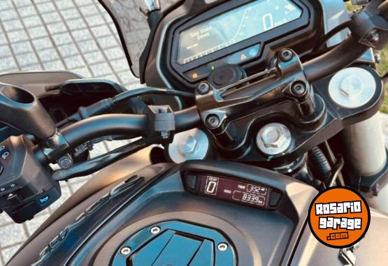 Motos - Bajaj Dominar 400 2023 Nafta 8000Km - En Venta