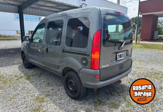 Utilitarios - Renault kangoo 2014 Nafta 187000Km - En Venta