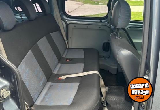 Utilitarios - Renault kangoo 2014 Nafta 187000Km - En Venta