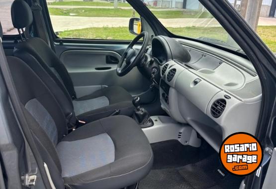Utilitarios - Renault kangoo 2014 Nafta 187000Km - En Venta