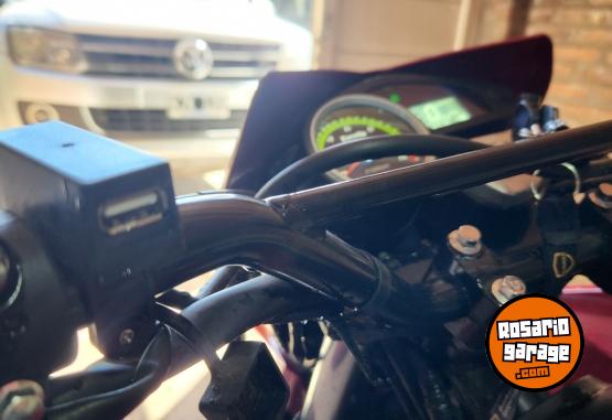 Motos - Zanella ZR 150 2023 Nafta 3700Km - En Venta
