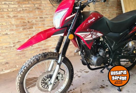 Motos - Zanella ZR 150 2023 Nafta 3700Km - En Venta