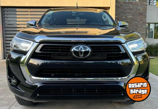 Camionetas - Toyota hilux 2021 Diesel 78000Km - En Venta