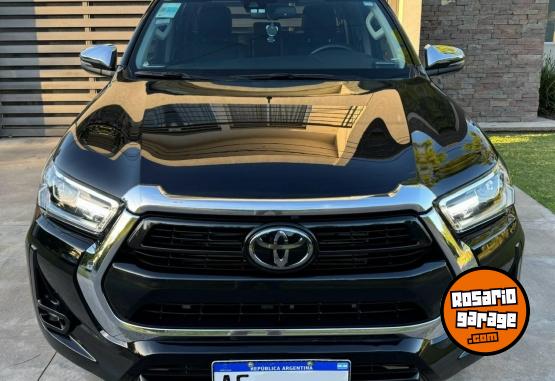 Camionetas - Toyota hilux 2021 Diesel 78000Km - En Venta