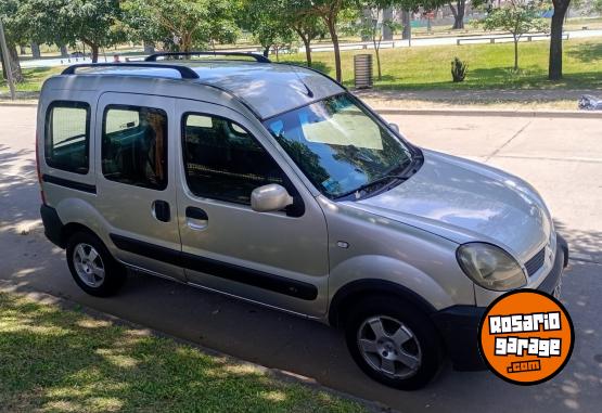 Utilitarios - Renault Kangoo familiar. 2012 Diesel 158000Km - En Venta