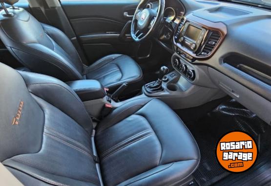 Camionetas - Fiat TORO VOLCANO 2.0 4X4 A/T 2016 Diesel 120000Km - En Venta