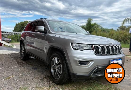 Camionetas - Chrysler JEEP GRAND CHEROKEE LIMIT 2018 Nafta 130000Km - En Venta