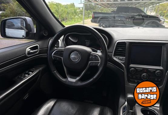 Camionetas - Chrysler JEEP GRAND CHEROKEE LIMIT 2018 Nafta 130000Km - En Venta