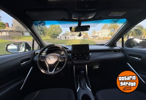 Autos - Toyota COROLLA CROSS XEI 2.0 CVT 2024 Nafta 20000Km - En Venta