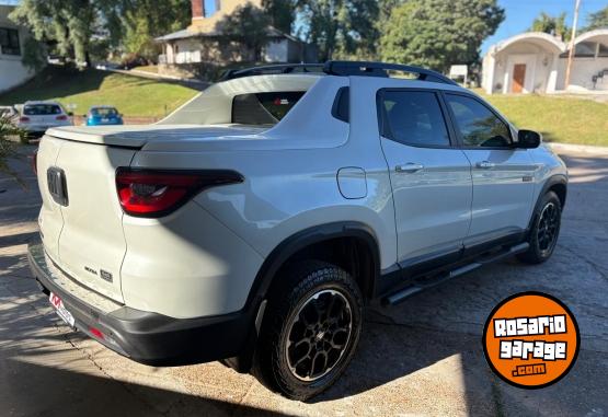 Camionetas - Fiat TORO ULTRA 2.0 CD 2024 Nafta 35000Km - En Venta