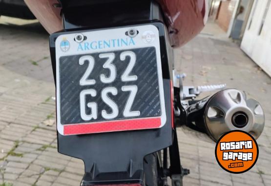 Motos - Yamaha Fazer 250 2010 Nafta 44444Km - En Venta