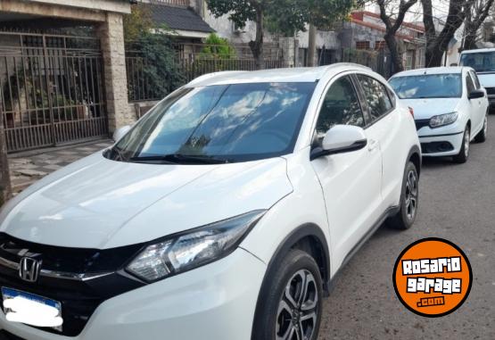 Autos - Honda HRV 2016 Nafta 190000Km - En Venta