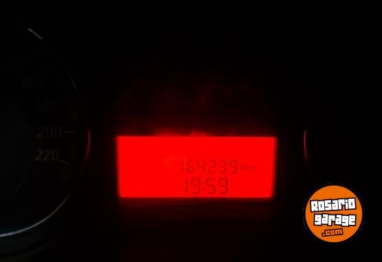 Autos - Fiat Punto ELX 1.4 2009 Nafta 164000Km - En Venta