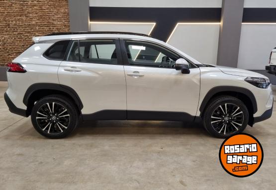 Autos - Toyota COROLLA CROSS XEI CVT 2026 Nafta 1000Km - En Venta