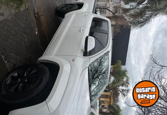 Camionetas - Volkswagen Amarok higline pack 2015 Diesel 206000Km - En Venta