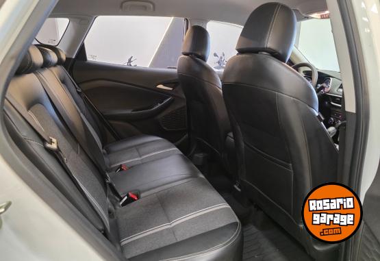 Autos - Chevrolet TRACKER LTZ 1.2T AT 2022 2022 Nafta 72000Km - En Venta