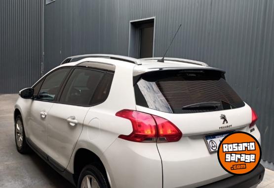 Autos - Peugeot 2008 allure 2017 Nafta 192000Km - En Venta