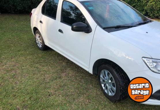 Autos - Renault LOGAN 2024 Nafta 90900Km - En Venta