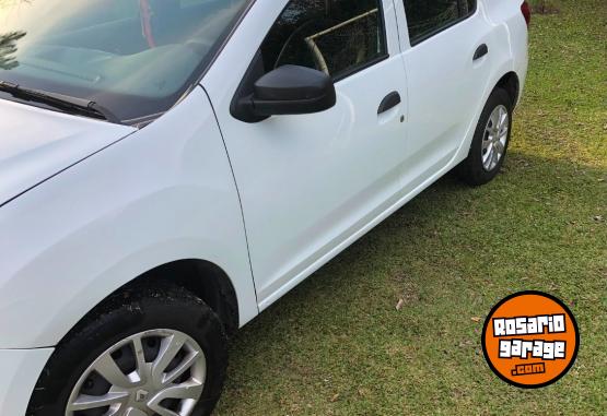 Autos - Renault LOGAN 2024 Nafta 90900Km - En Venta
