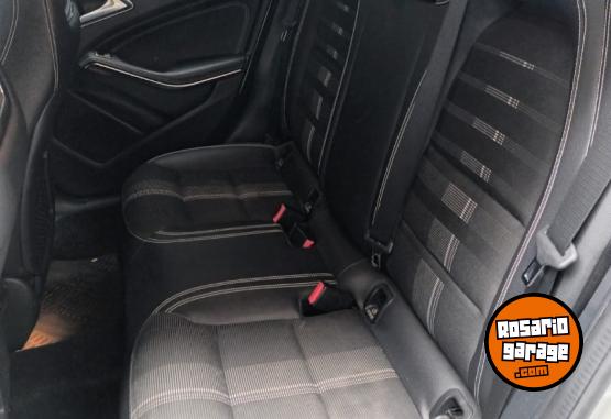 Autos - Mercedes Benz A200 urban 2017 Nafta 90000Km - En Venta