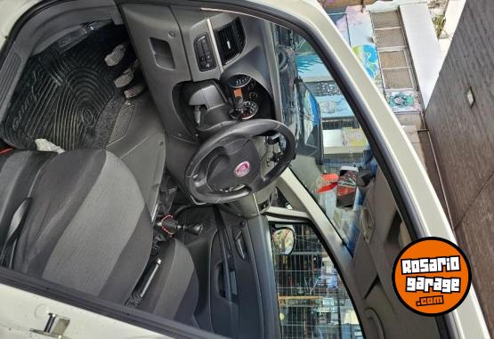 Autos - Fiat Punto attractive 2011 Nafta 120000Km - En Venta
