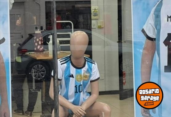 Otros - MANIQUIES - En Venta