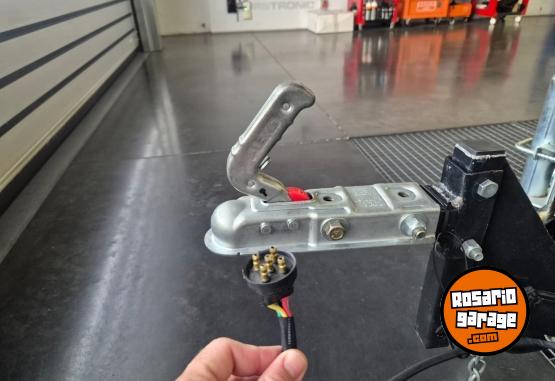 Accesorios para Motos - Trailer para Motos o Cuatri con susp. independiente - En Venta