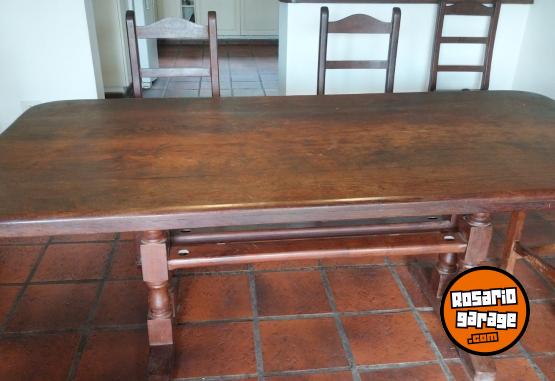 Hogar - Mesa de Algarrobo con sillas - En Venta