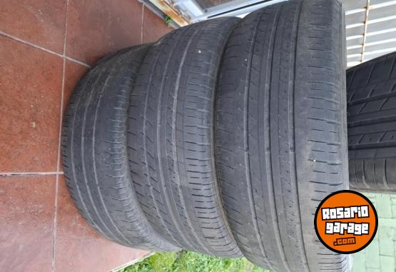 Accesorios para Autos - Cubiertas de ocasión 215/55r17 - En Venta