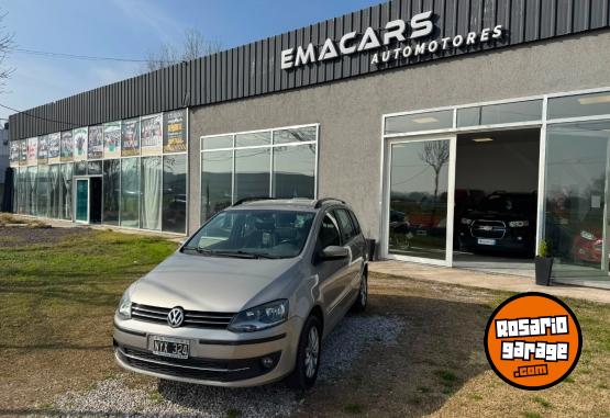 Autos - Volkswagen Suran highline 2014 Nafta 125000Km - En Venta