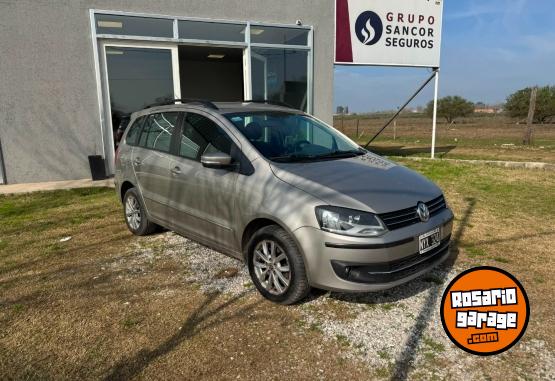 Autos - Volkswagen Suran highline 2014 Nafta 125000Km - En Venta