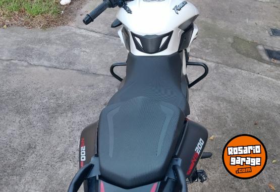 Motos - Bajaj Rouser Ns 200 2023 Nafta 6900Km - En Venta