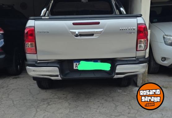 Camionetas - Toyota HILUX SRV SRX 2020 Diesel 152318Km - En Venta